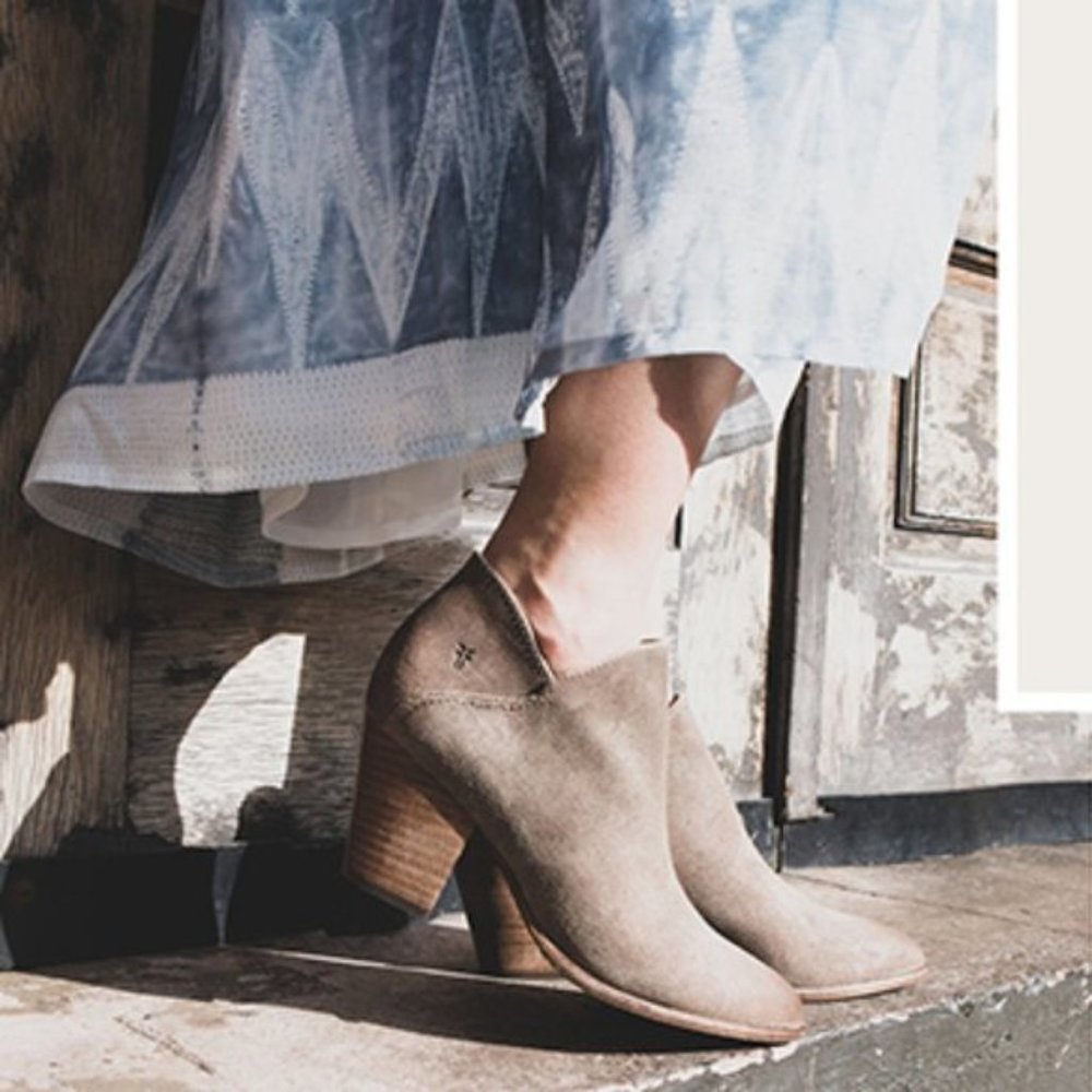 Frye Reed Scallop Cognac Leather Heeled Ankle Boot - Picture 7 of 16